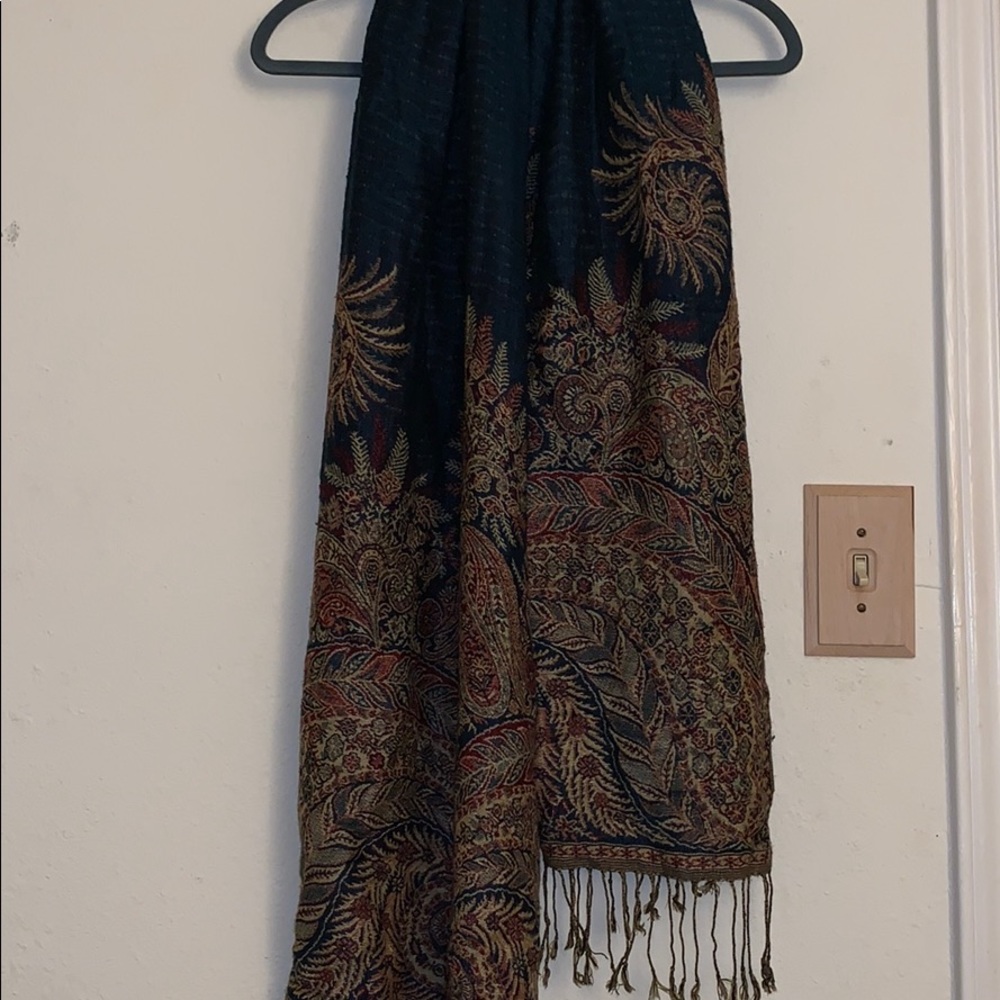 Evergreen warm pashmina scarf